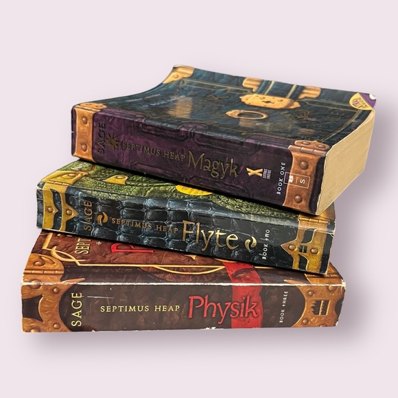 3 Book Set YA Septimus Heap - Magyk, Flyte, Physik by Angie Sage - Picture 1 of 12